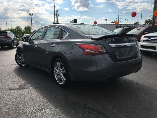 Nissan Altima 2014 photo 4
